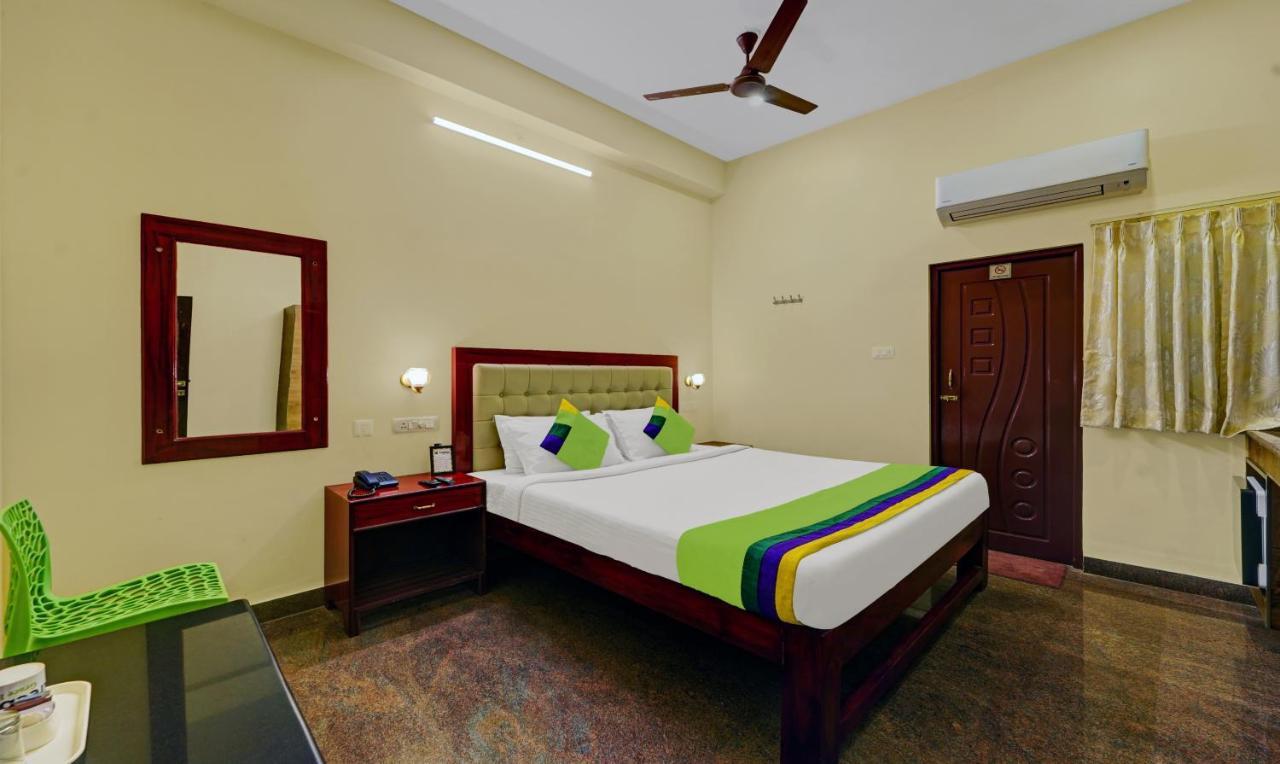 Treebo Grace Inn, 3 Min Walk From Promenade Beach Pondicherry Exterior photo